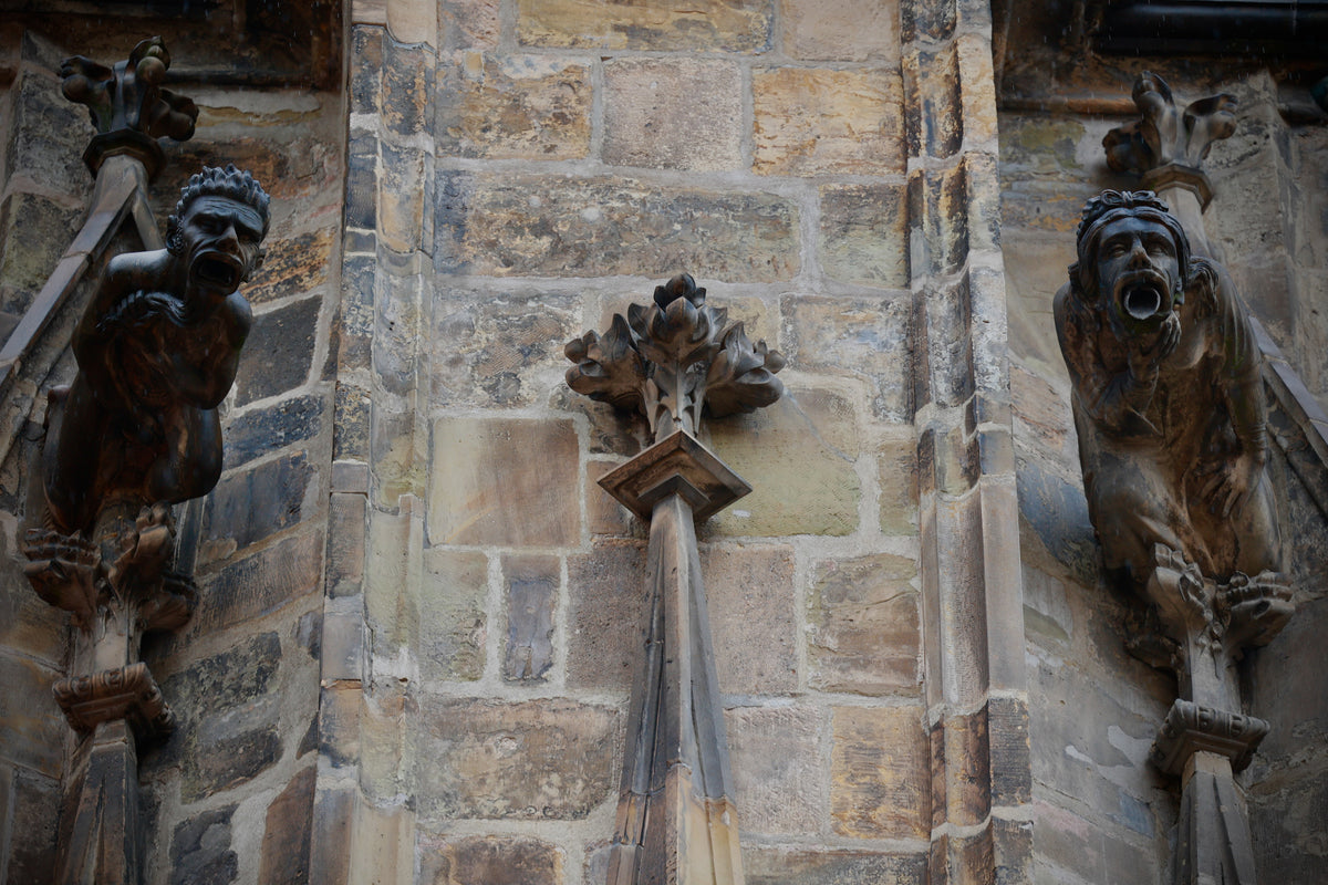 Crux Petrae